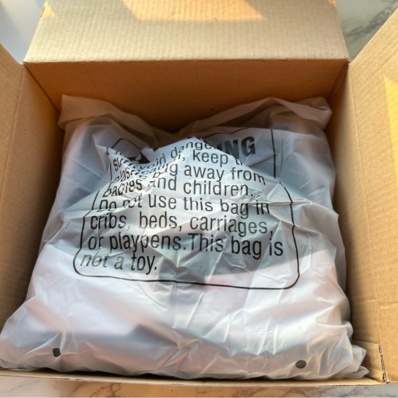 Arcadia Virtual Reality Headset 360 white and black NEW NIB - Picture 12 of 13